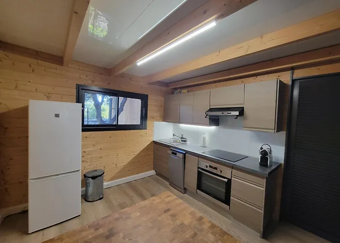 Entre Nature Et Calanques, Le Repos En Provence * Saint-Cyr-sur-Mer